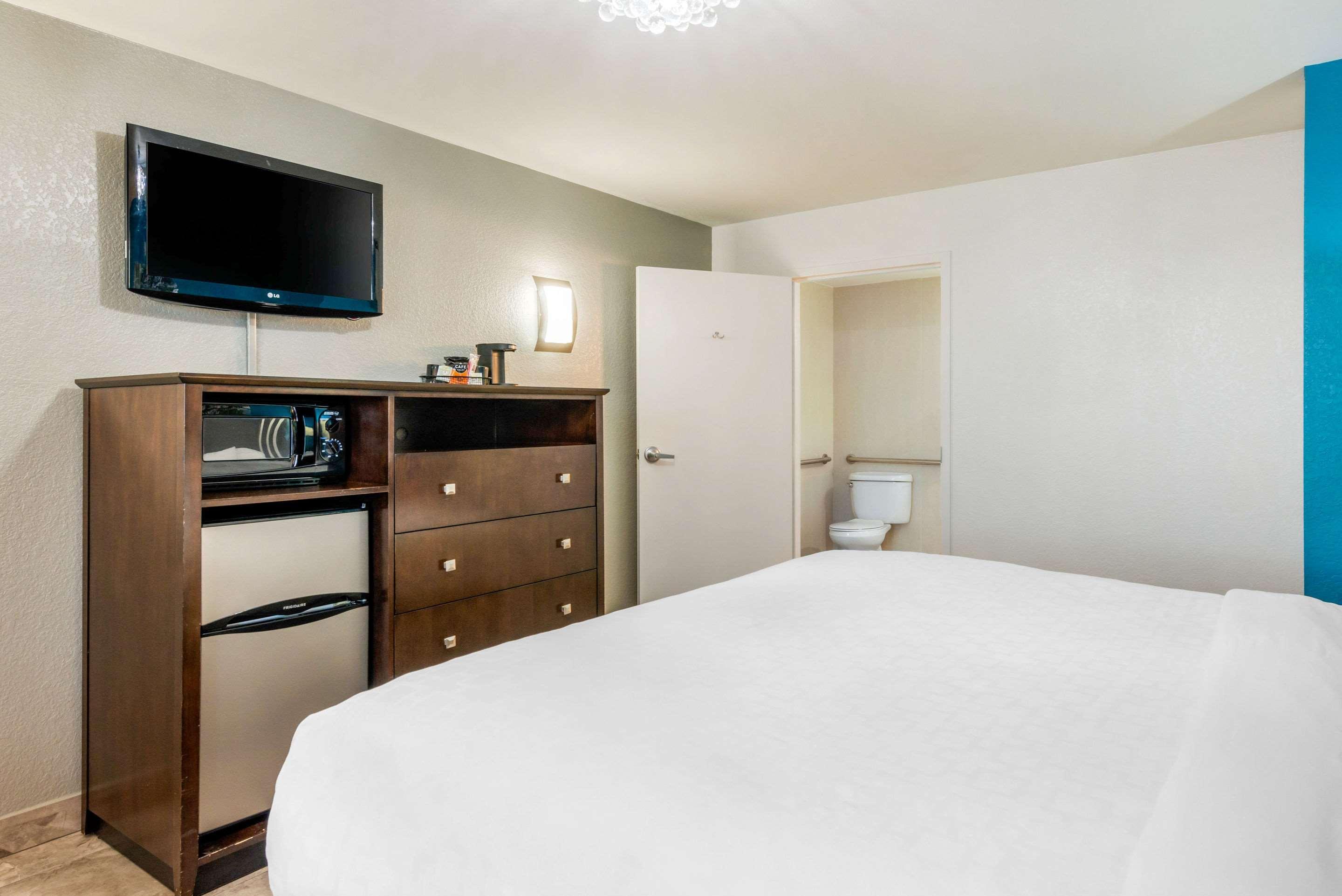 Quality Inn And Conference Center Tampa-Brandon Buitenkant foto