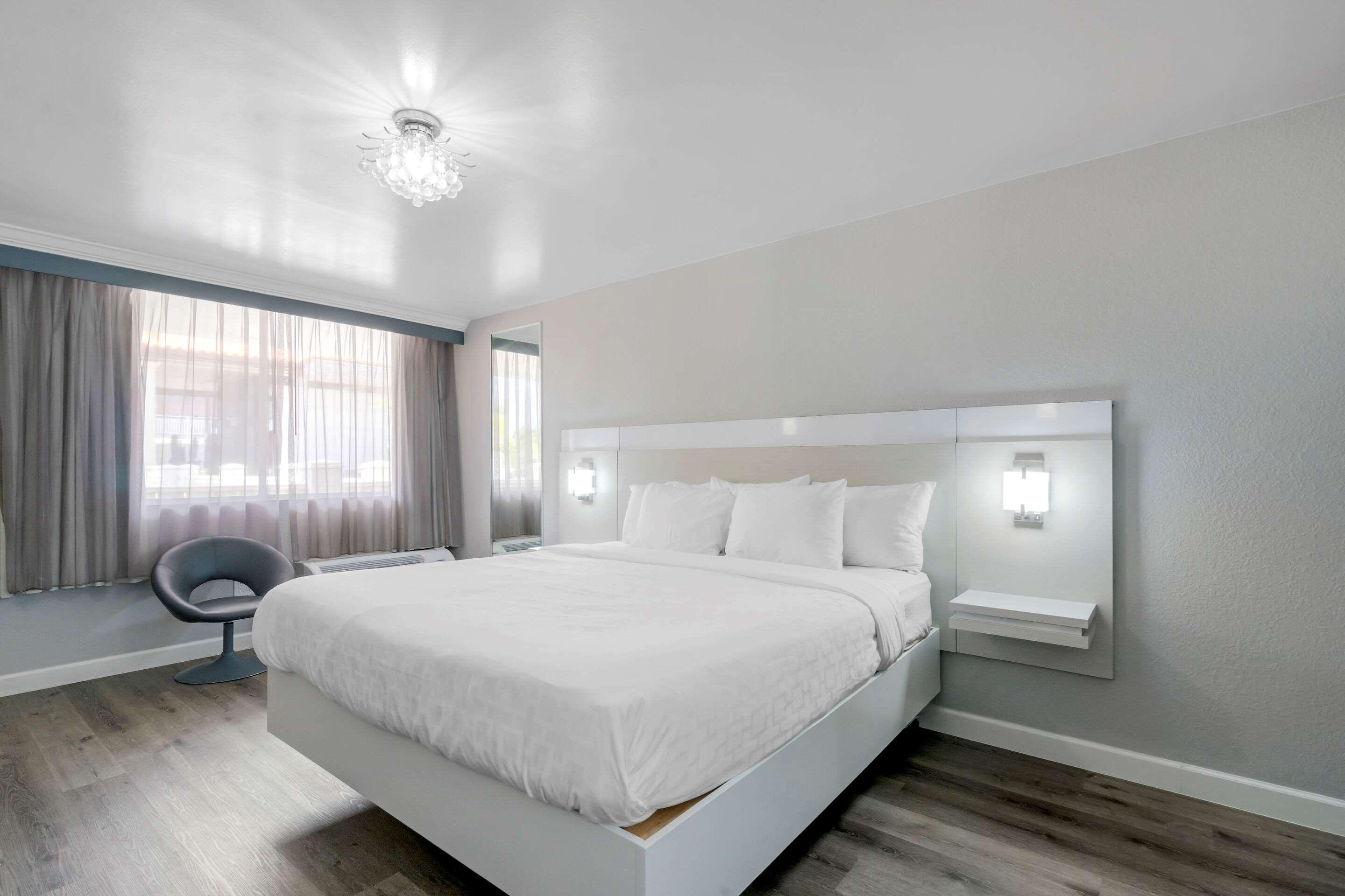 Quality Inn And Conference Center Tampa-Brandon Buitenkant foto