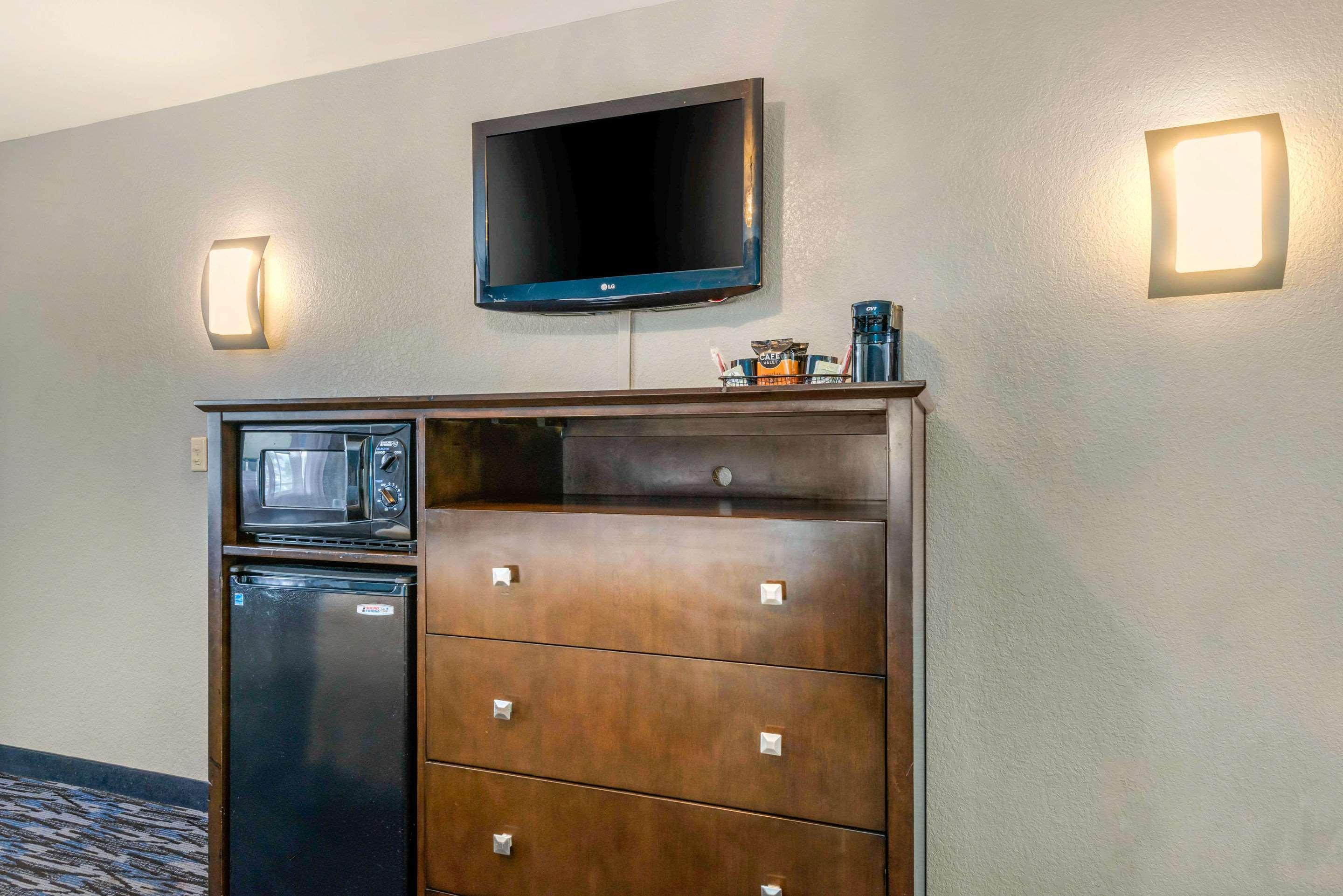 Quality Inn And Conference Center Tampa-Brandon Buitenkant foto