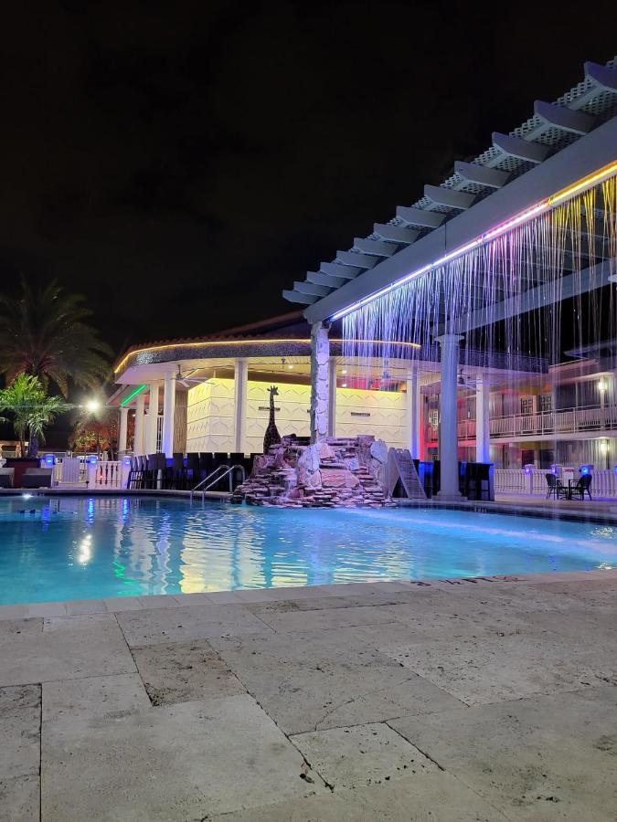 Quality Inn And Conference Center Tampa-Brandon Buitenkant foto
