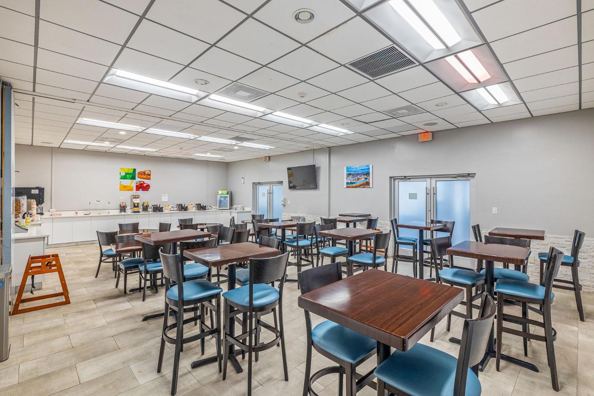 Quality Inn And Conference Center Tampa-Brandon Buitenkant foto