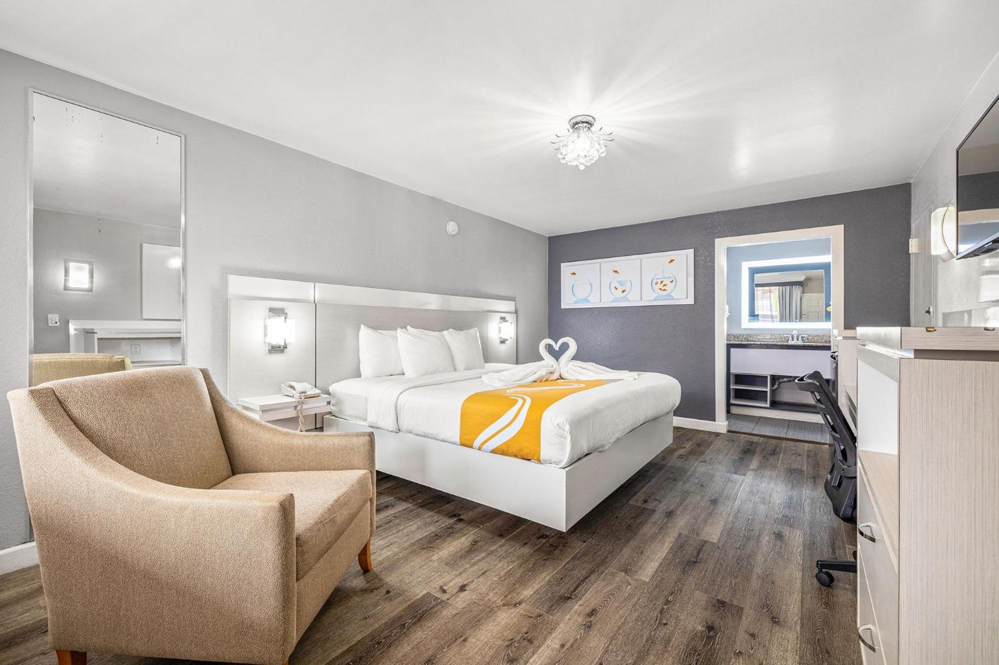 Quality Inn And Conference Center Tampa-Brandon Buitenkant foto